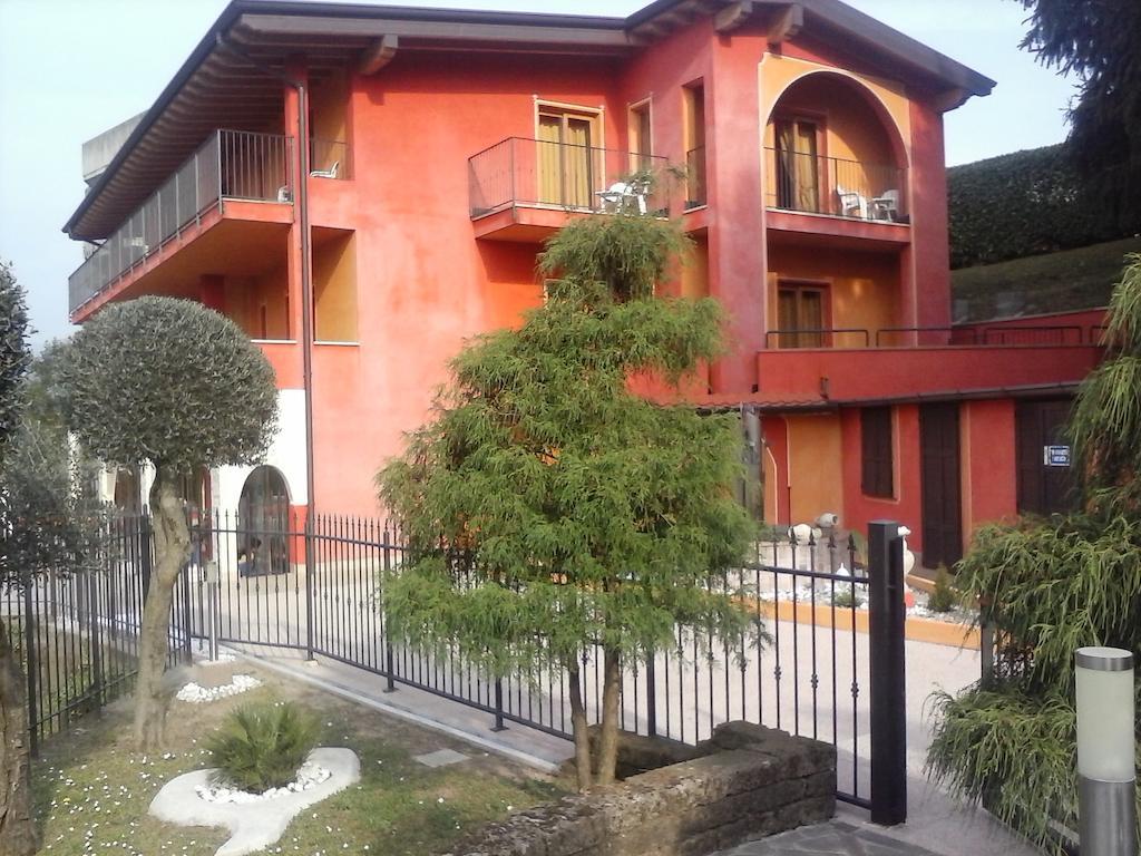 Hotel Empire Resort Iseo Buitenkant foto