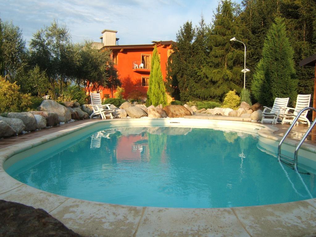 Hotel Empire Resort Iseo Buitenkant foto