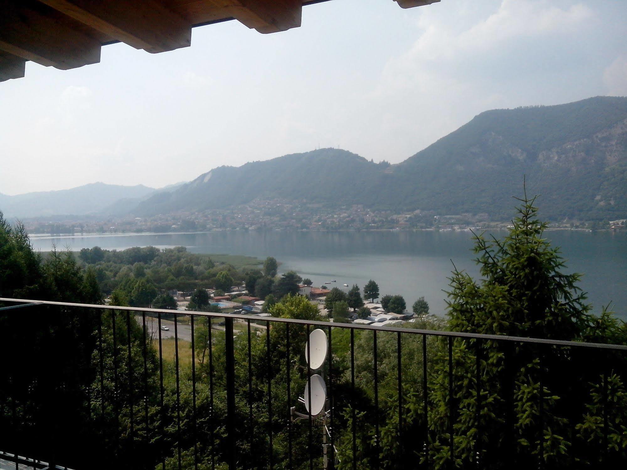 Hotel Empire Resort Iseo Buitenkant foto