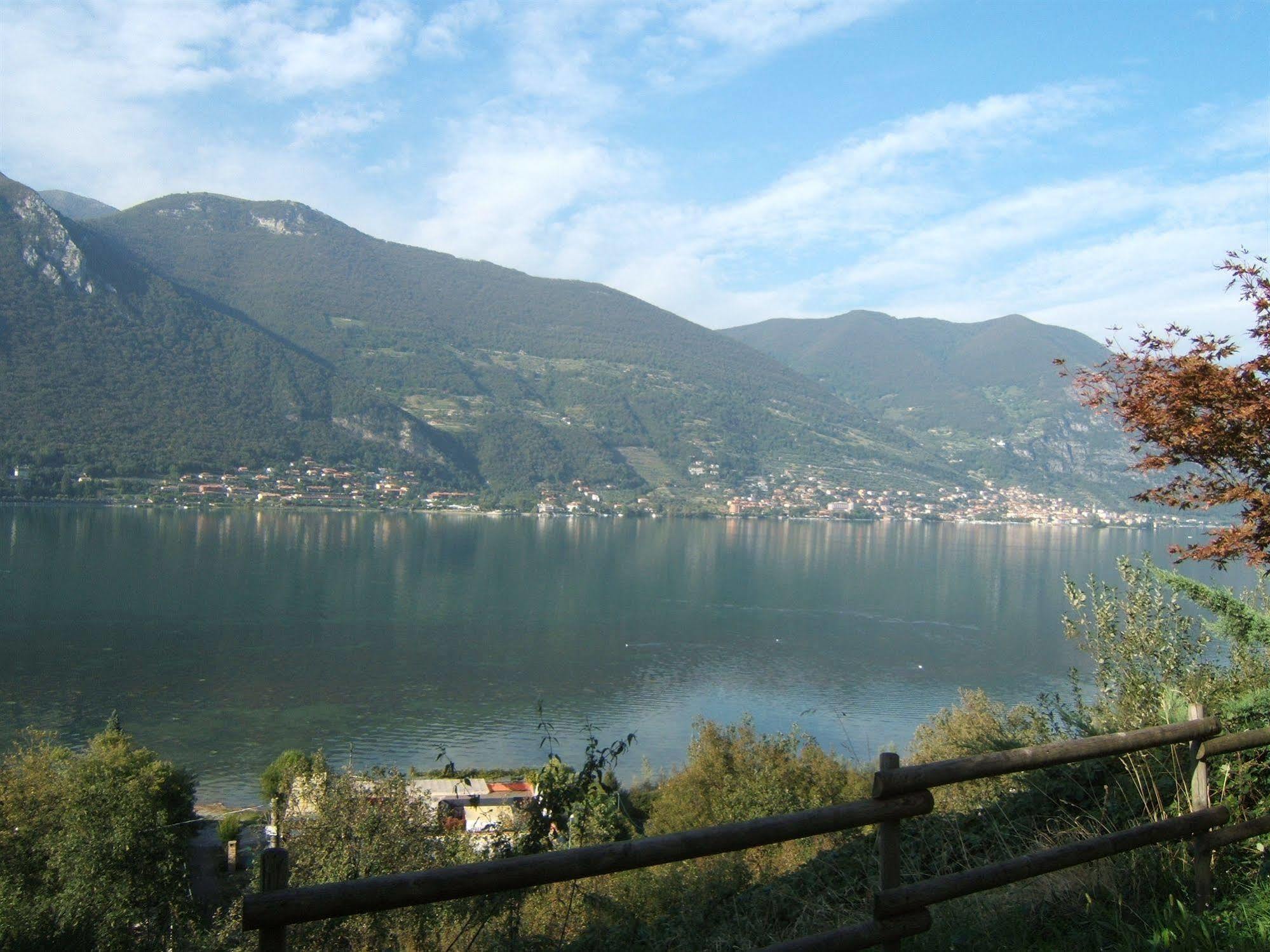 Hotel Empire Resort Iseo Buitenkant foto