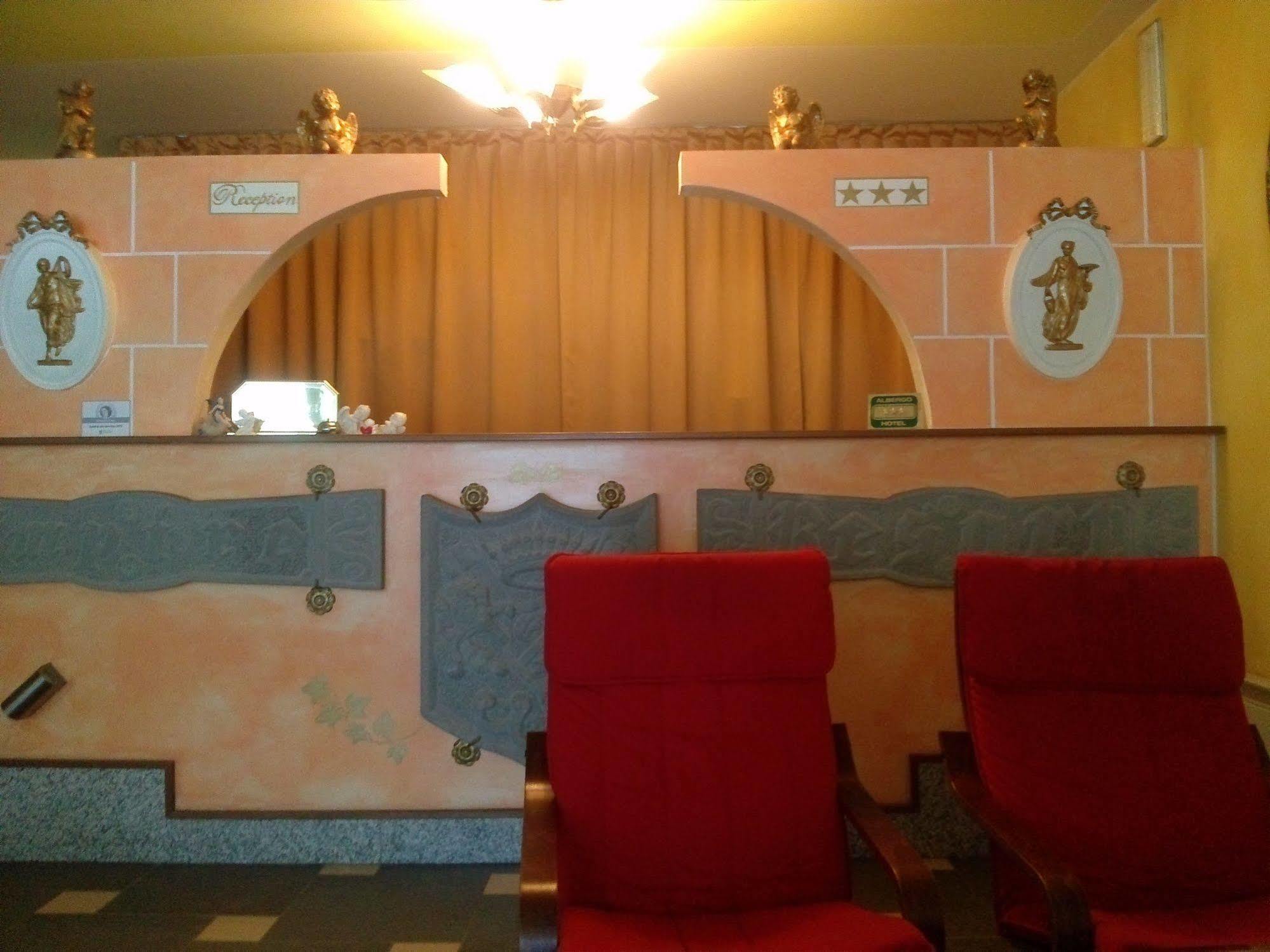 Hotel Empire Resort Iseo Buitenkant foto